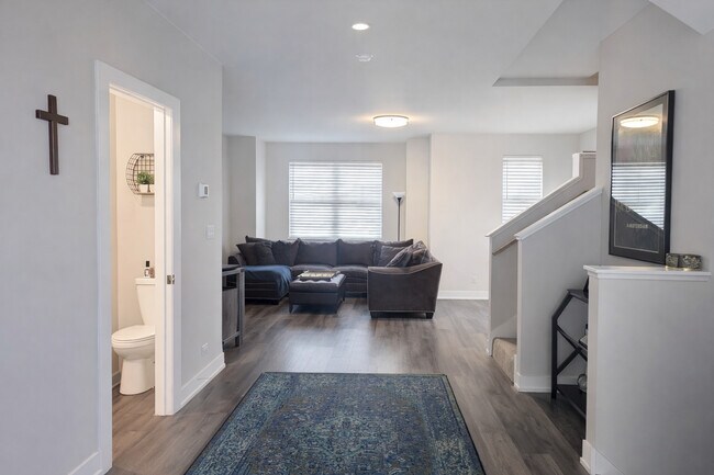 Foto del edificio - 10617 Alice Mae Ct