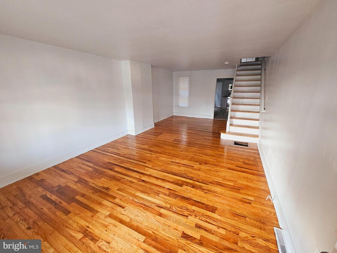 560 Walnut St, Coatesville, PA 19320 Townhome Rentals in Coatesville