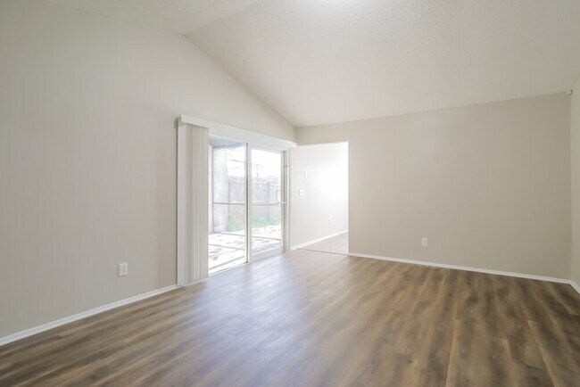 Foto del edificio - 11435 Skipjack Way S