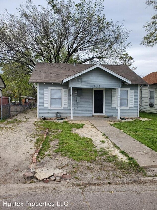 3722 Caddo St, Greenville, TX 75401 House Rental in Greenville, TX