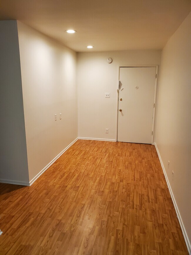 11017 Strathmore Drive, Los Angeles Apartments in Los Angeles, CA