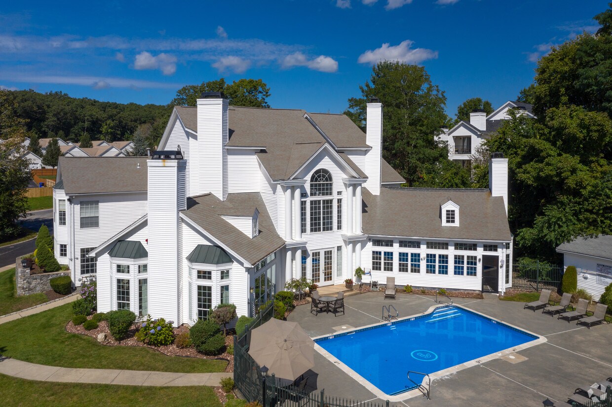 Casa club - ReNew North Providence