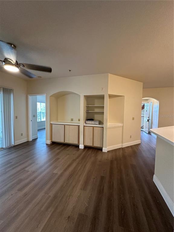 Building Photo - 820 Camargo Way