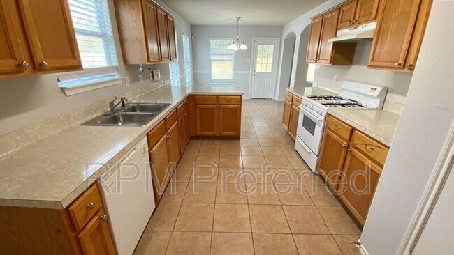 Foto del edificio - 3402 Hunter's Canyon