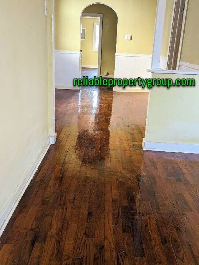 Building Photo - New Listing in Marion IN