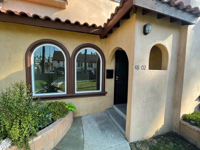 Foto del edificio - 4802 8th Ave