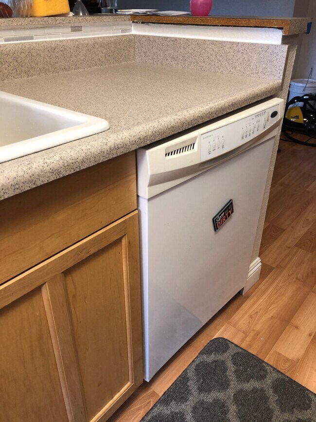 Building Photo - 961 Jamacha Rd