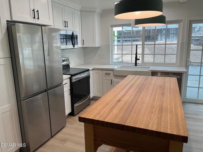 Foto del edificio - 2040 Shady Brook Dr