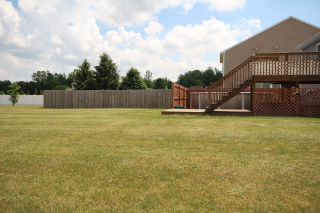Building Photo - Gorgeous, spacious Vicksburg 3bed home for...