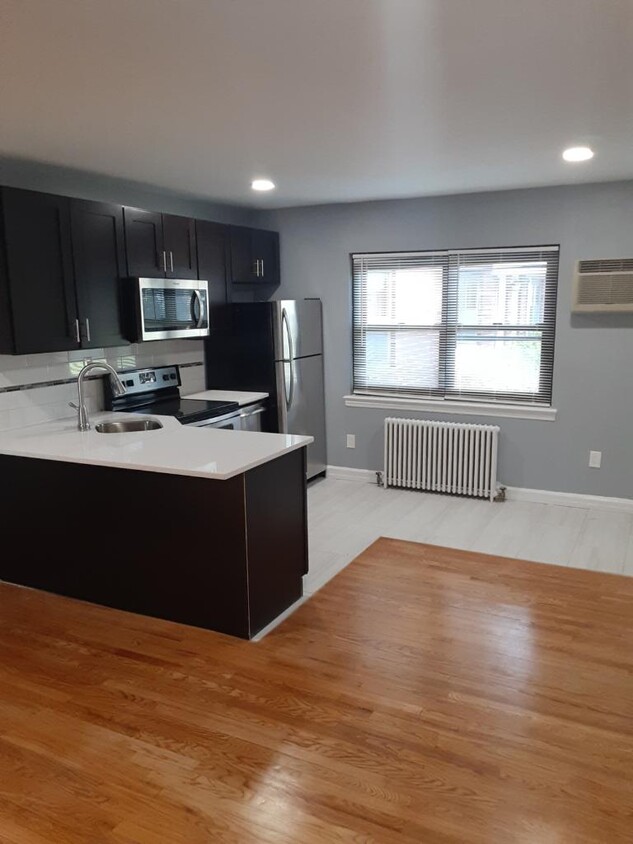 Primary Photo - 20 Terrace Ave