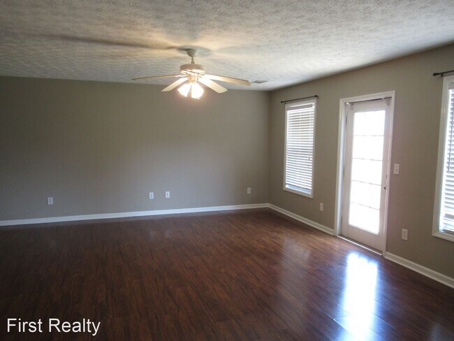 Building Photo - 3 br, 3.5 bath House - 1477 N. Donahue, #1708