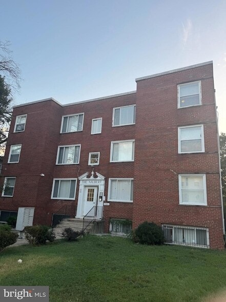 Photo - 3865 Halley Terrace SE Apartment