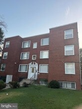 Building Photo - 3865 Halley Terrace SE