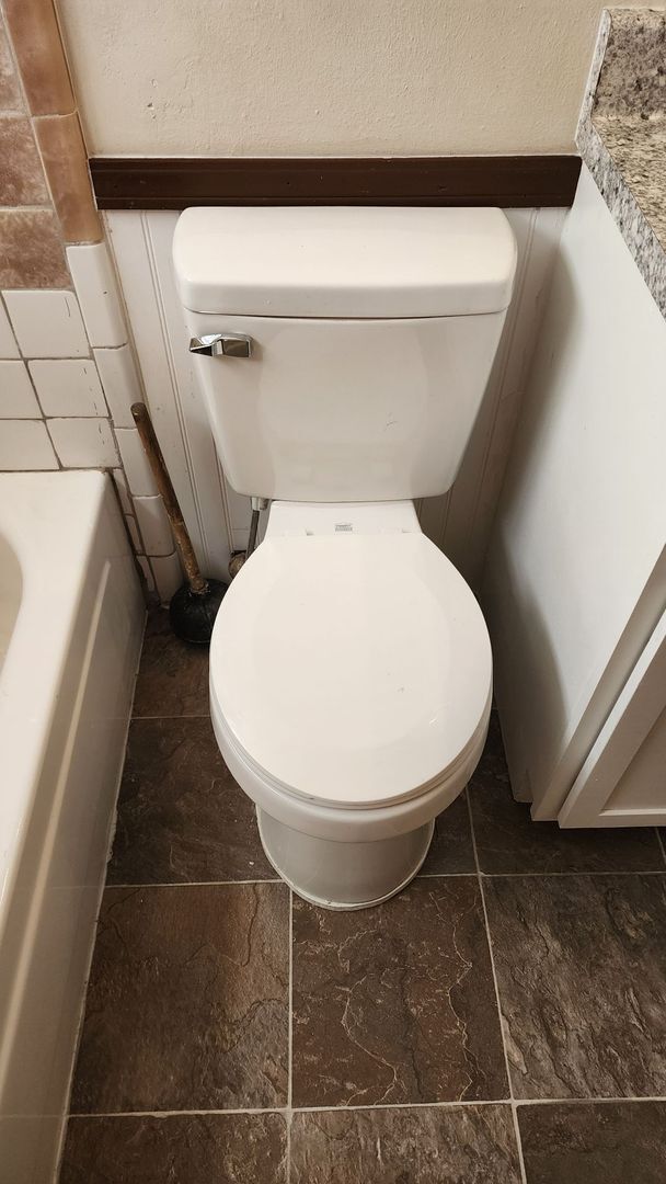 Building Photo - Charming Updated 4-bedroom, 1-bathroom hom...