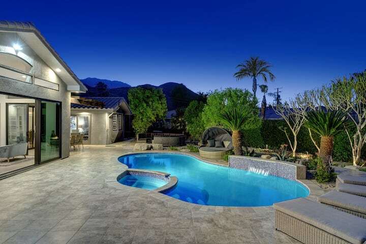 Primary Photo - 38811 Charlesworth Dr