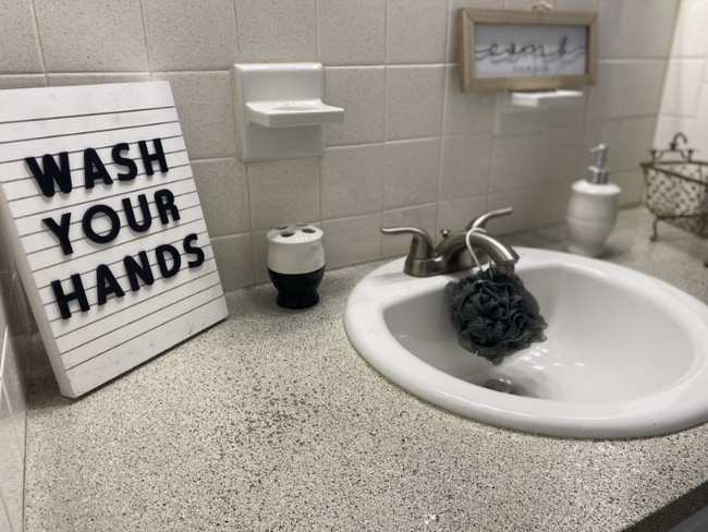 Foto del edificio - 1005 Hickory Hill Ln