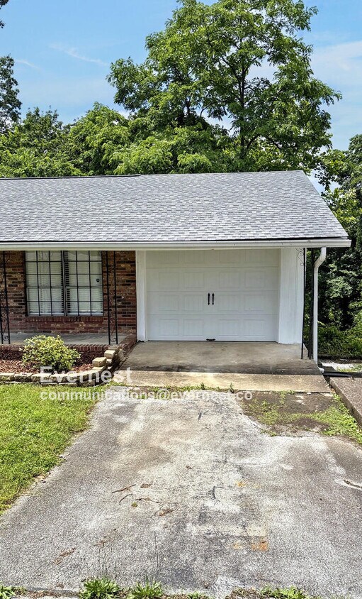 Building Photo - 4411 Comet Trail