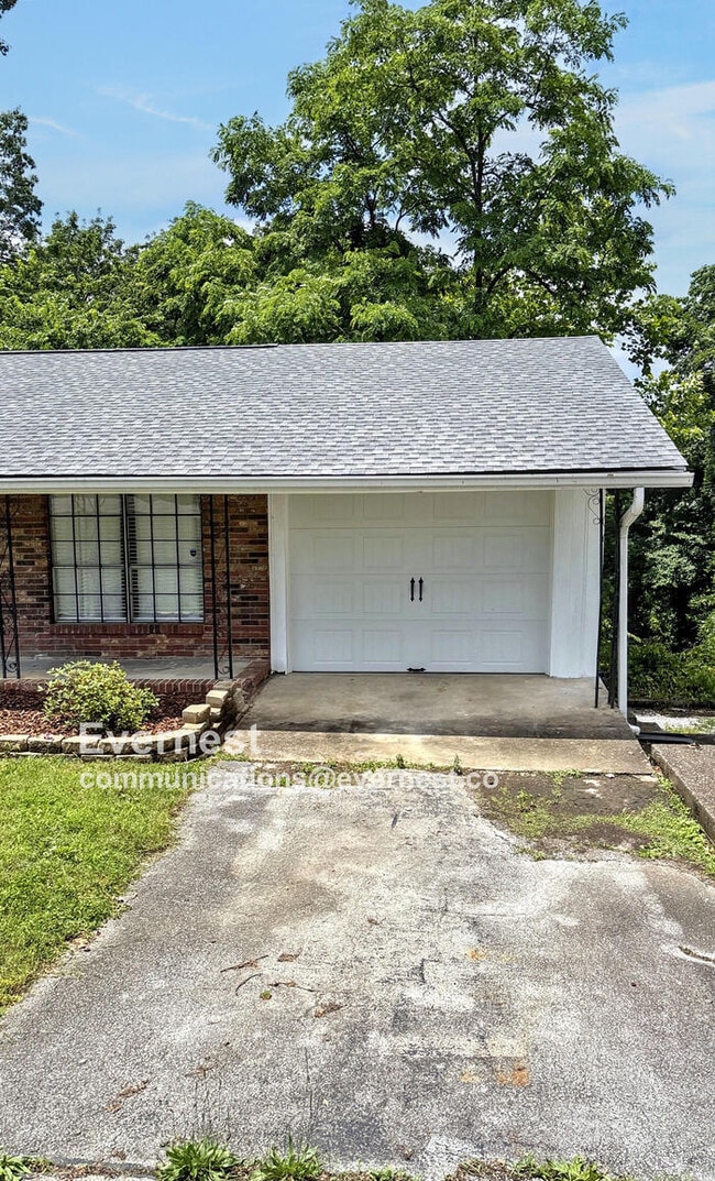 Building Photo - 4411 Comet Trail