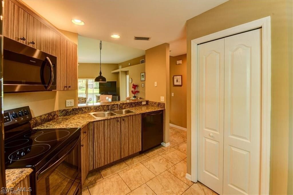 Primary Photo - 12141 Summergate Cir