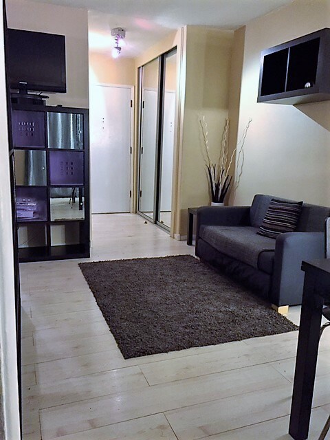 Foto del edificio - 960 Larrabee St