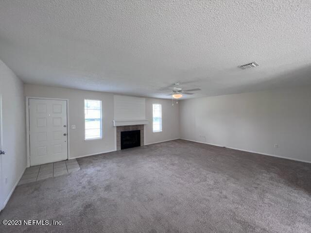Building Photo - 5143 Thoroughbred Blvd