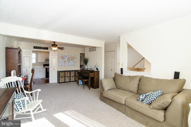 Foto del edificio - 7707 Old Woodstock Ln