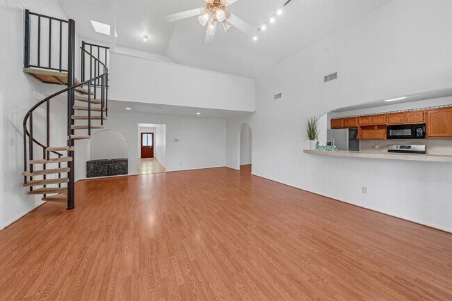 Foto del edificio - 6314 Sheringham St