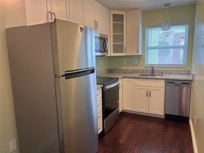 Foto del edificio - 3160 36th St N