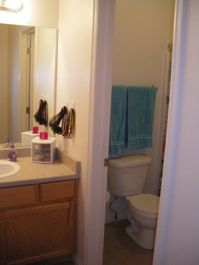 Building Photo - TG315