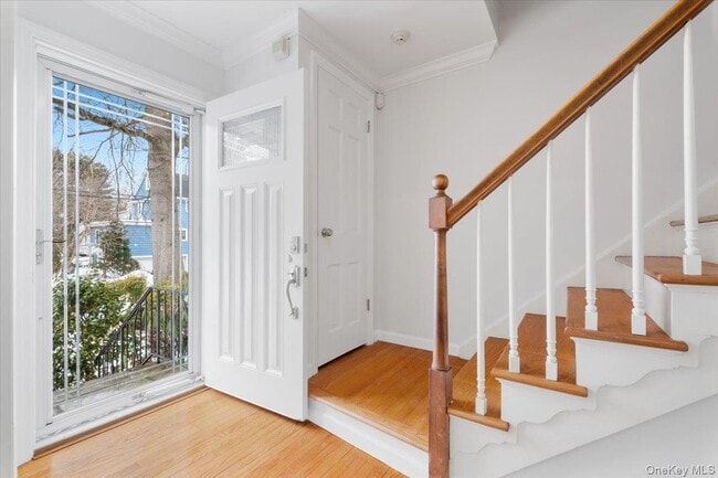 Building Photo - 182 Madison Rd