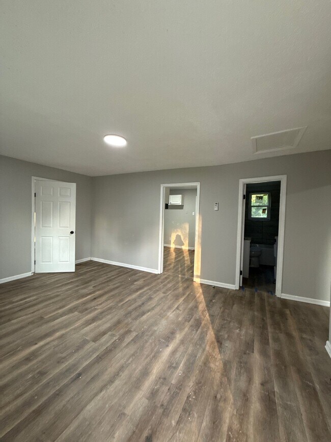 Foto del edificio - 171 Grant Ln