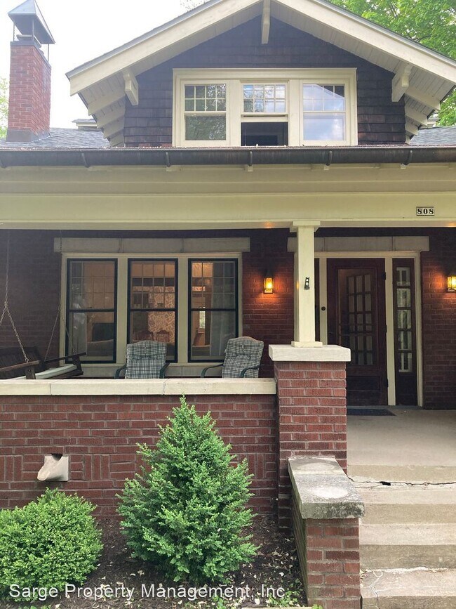 Building Photo - 3 br, 1.5 bath House - 808 N Washington St...