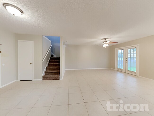 Building Photo - 4827 Fern Lake