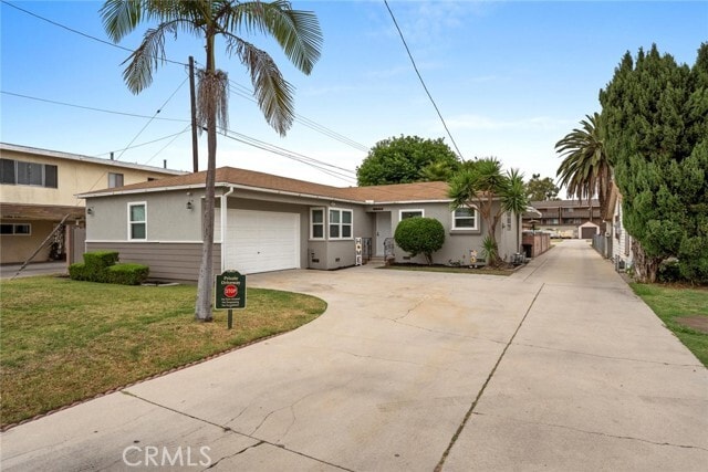 Foto del edificio - 16423 Woodruff Ave
