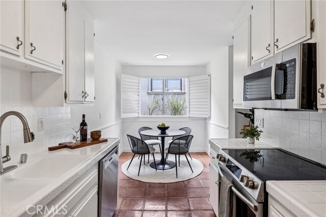 Building Photo - 947 16th St