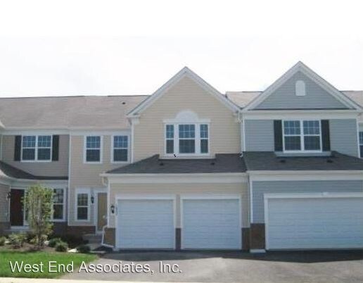Foto principal - 3 br, 2.5 bath House - 1452 Waterbury Court