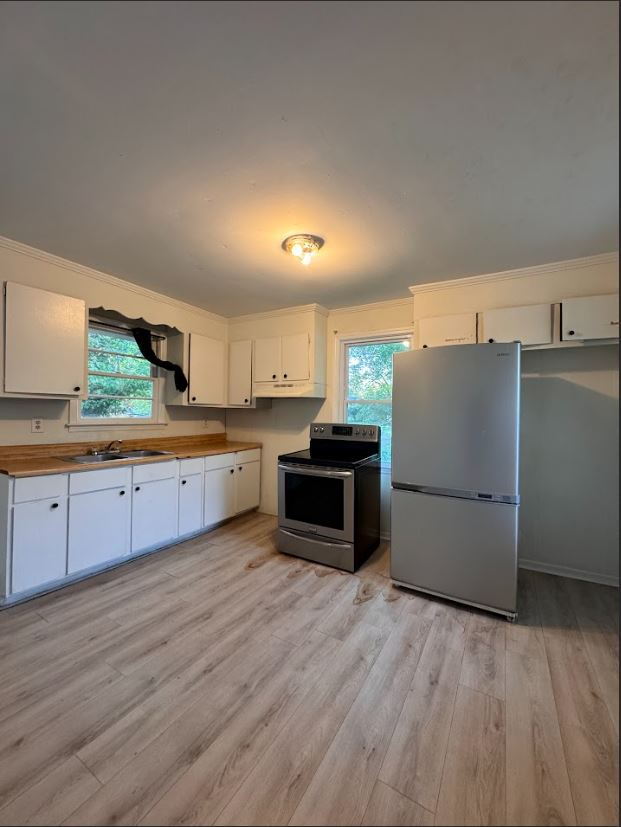 Foto del edificio - Cozy 2BR Home Minutes from Downtown Greenv...