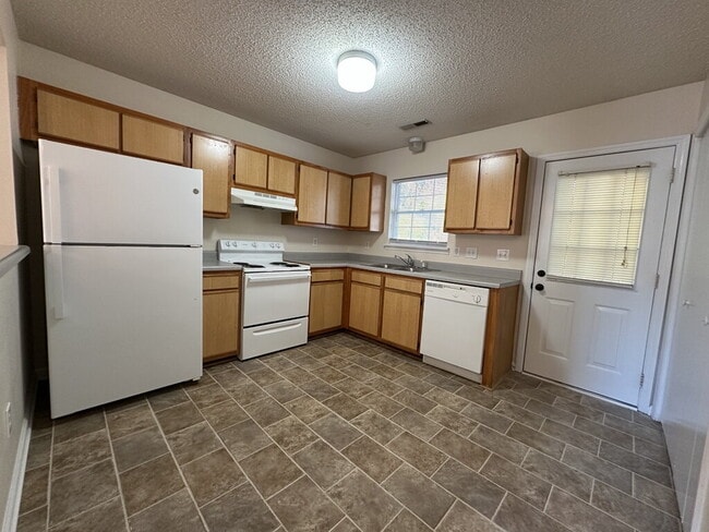 Foto del edificio - 105 Live Oak Ct