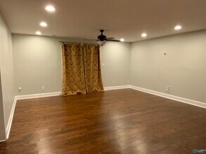 Building Photo - 108 Pat St