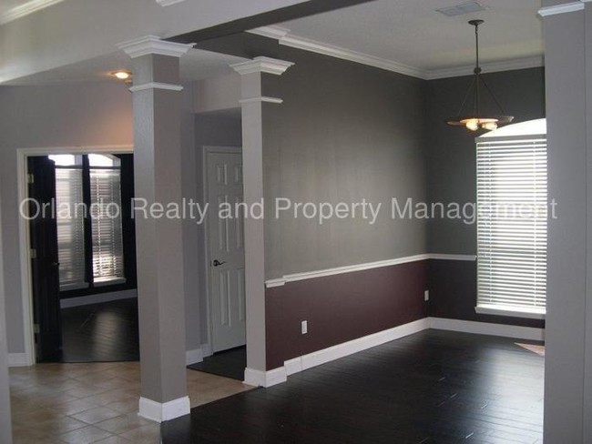 Building Photo - 13733 Bluewater Cir