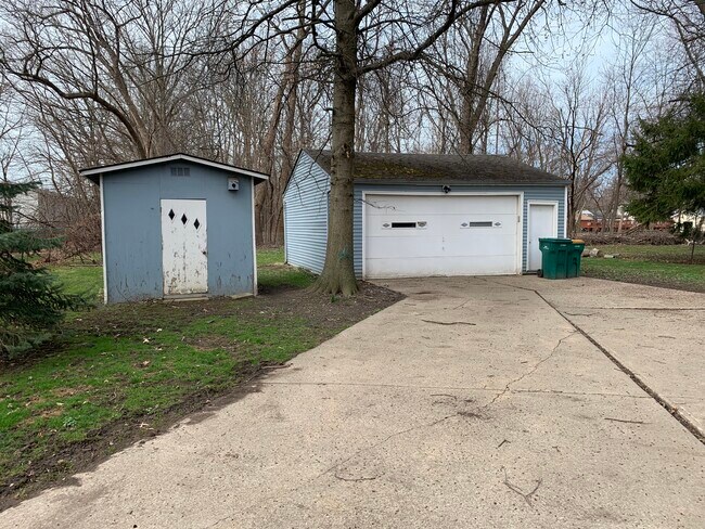 2 car detached garage + shed - 6768 Oakdale Rd