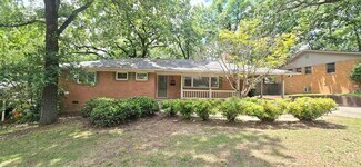 Building Photo - 1700 Northwood Rd