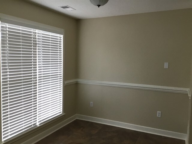 Building Photo - 5684 Antler Trail