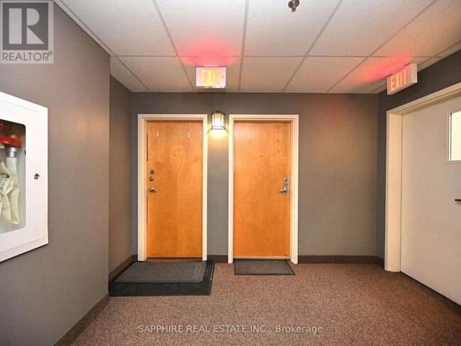 Building Photo - 459 Kerr St