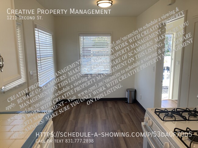 Foto del edificio - 1211 Second St. -