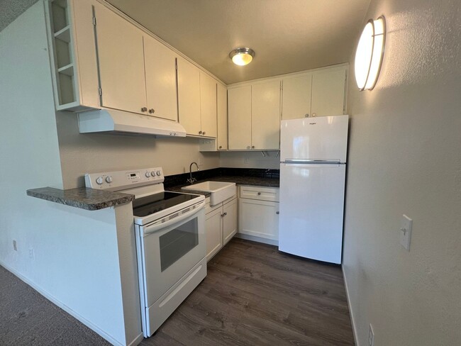 Interior Photo - 7781 Archibald Ave