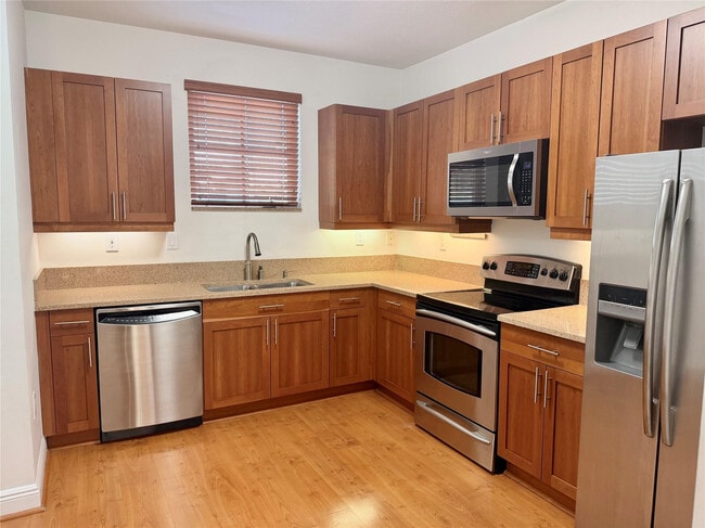 Foto del edificio - 370 SW 14th Ave