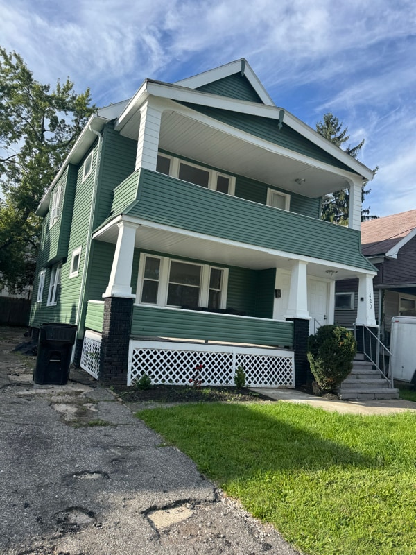 Building Photo - 11420 Continental Ave