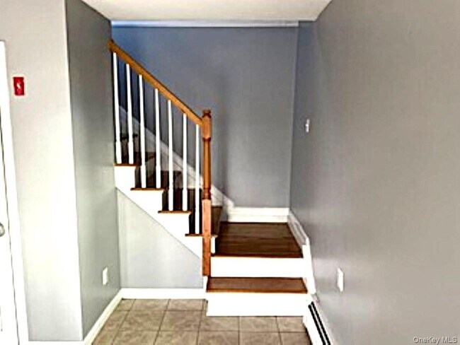 Building Photo - 178 Pine Tree Rd