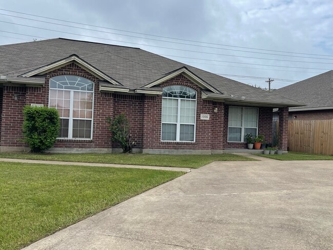 Building Photo - 1008 Sun Meadow Ct